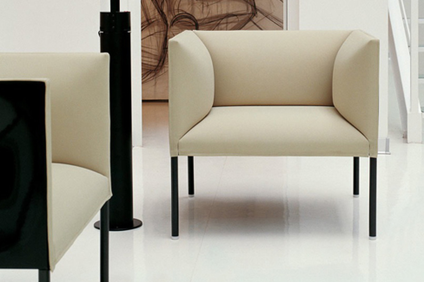 HOLLOW Sessel