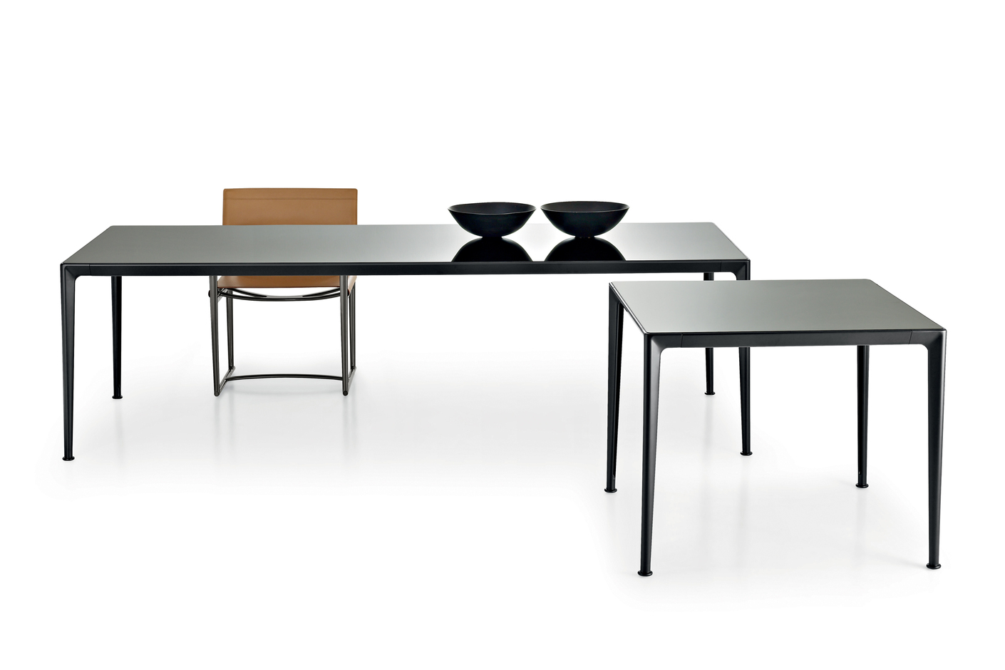 MIRTO Indoor table