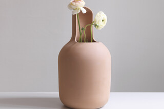 Gardenias vase  by  BD Barcelona Design