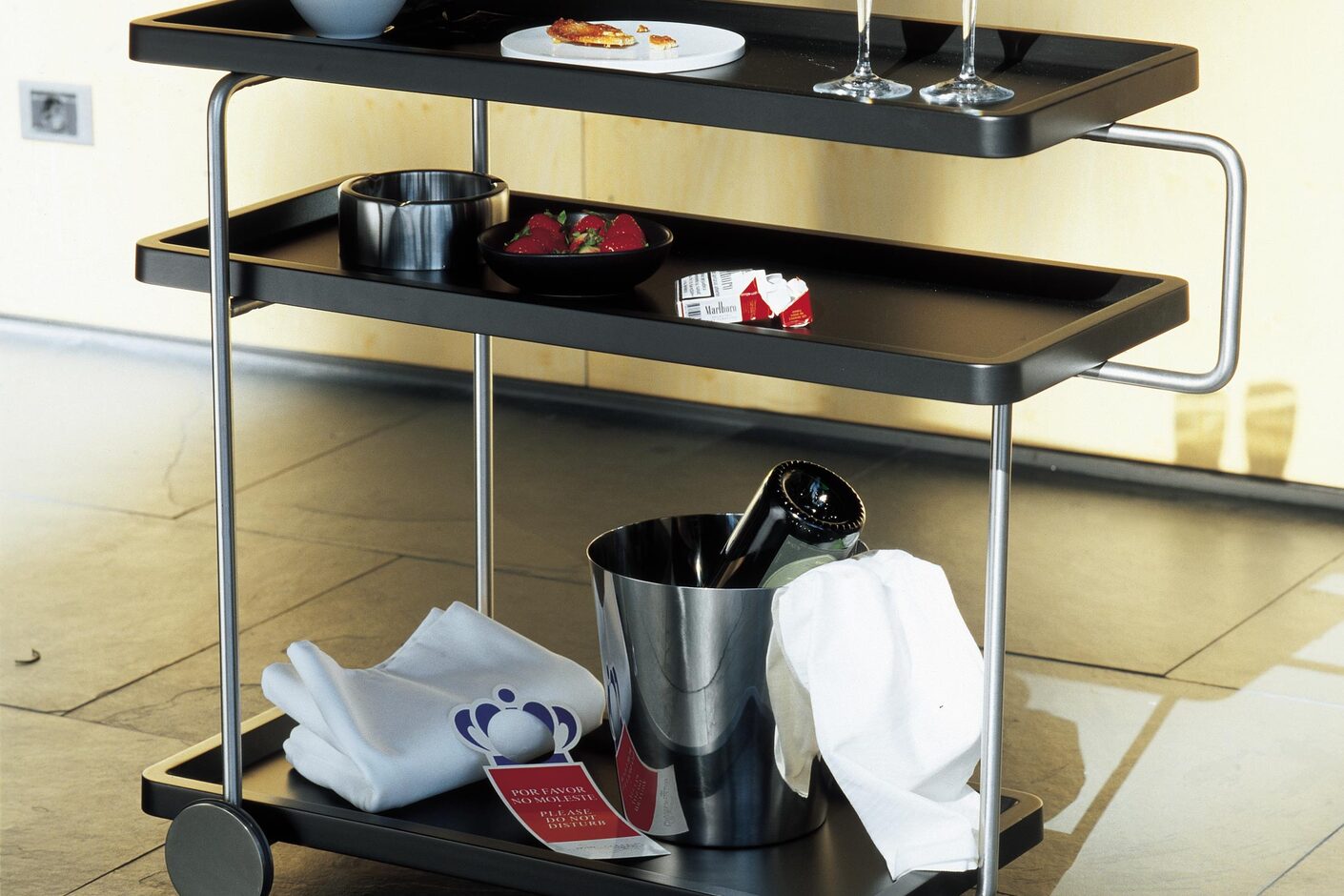 Happy Hour Servicetable