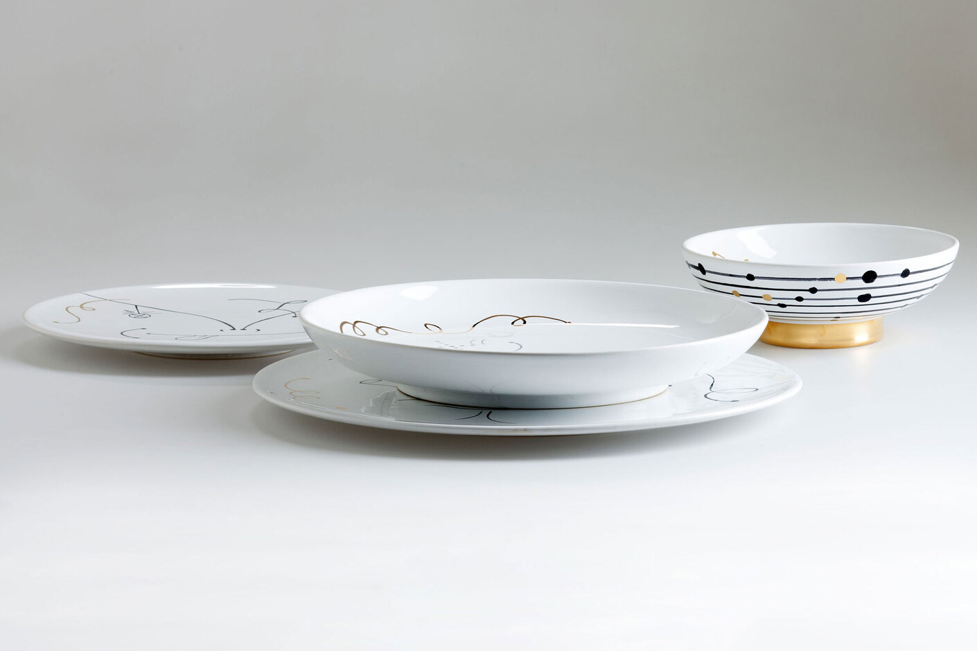 Table Collection set of plates