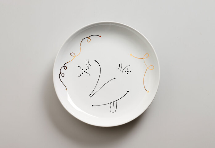 Table Collection Set Of Plates 5