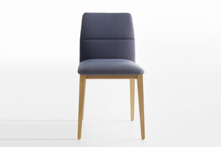 Aura chair  by  Crassevig