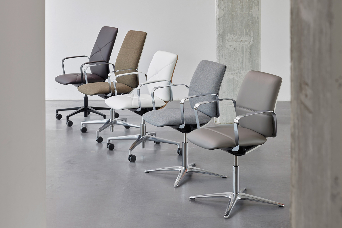 ConWork Conference swivel chair with high backrest