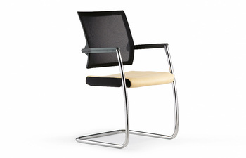Duera Meeting chair with mesh backrest