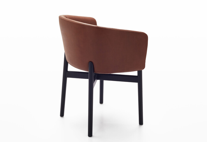 Krusin Armchair With An Enveloping Back 4