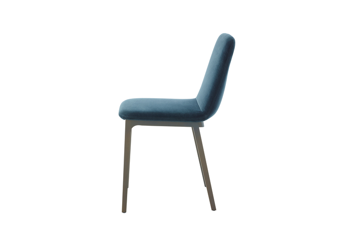 Tadao Chair With Wooden Legs 2