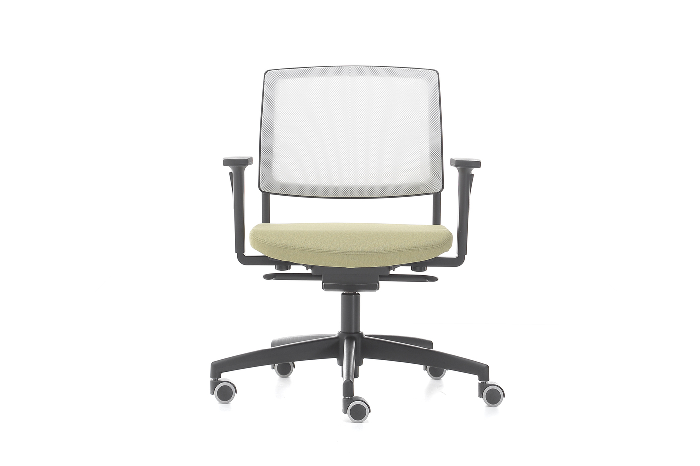Trea wheeled with armrest