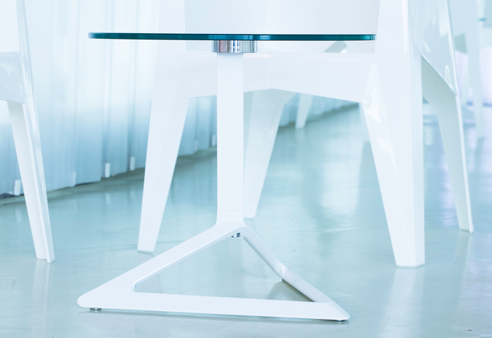 Delta Table With Glass Top 2