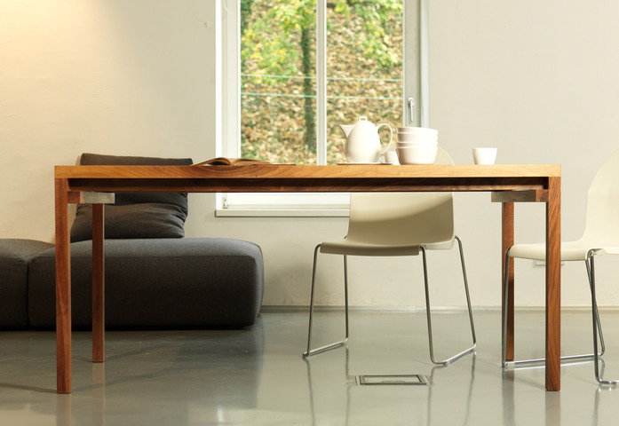 Expandable Table Xyz 5