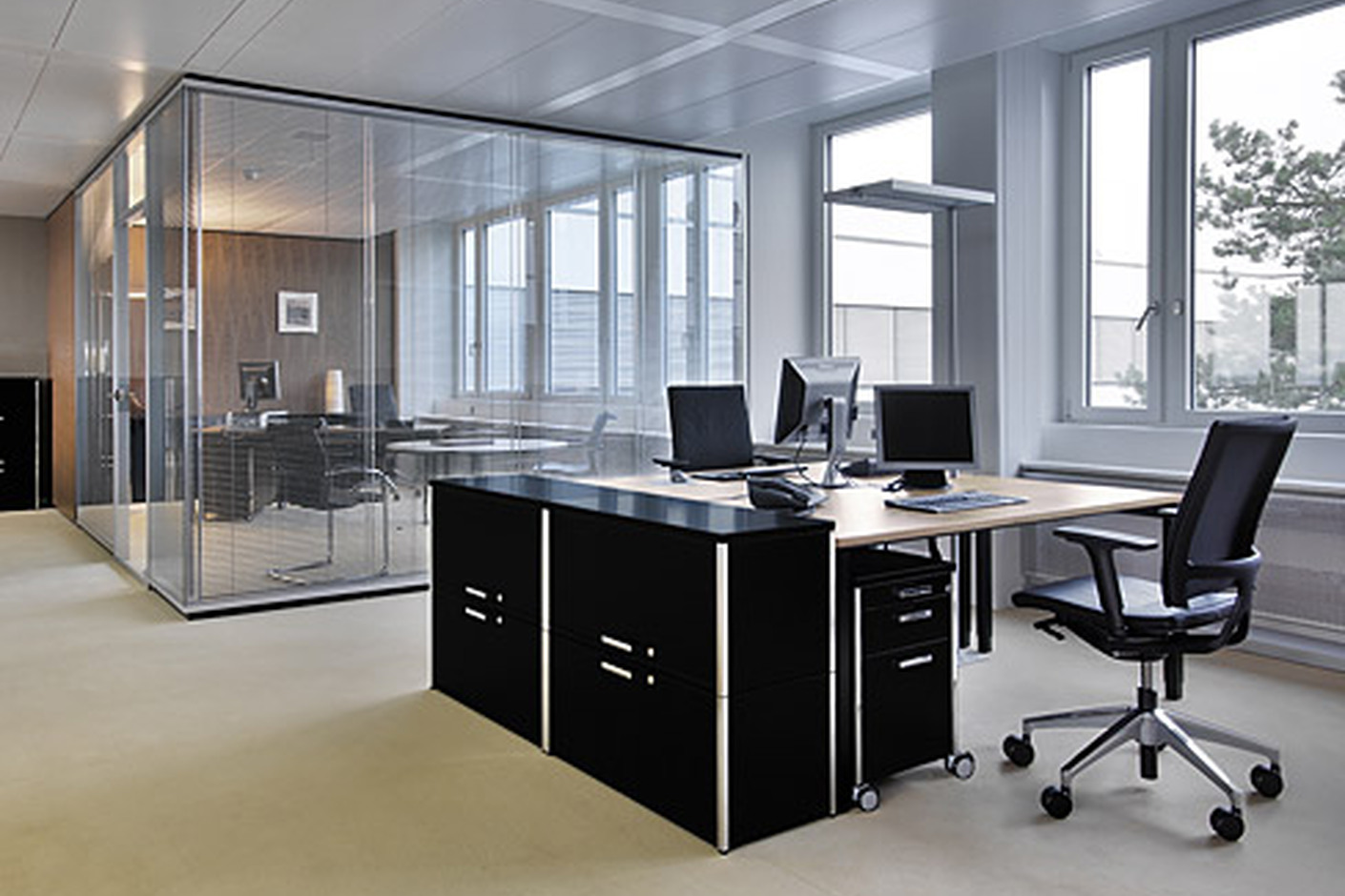 eQ Worktable