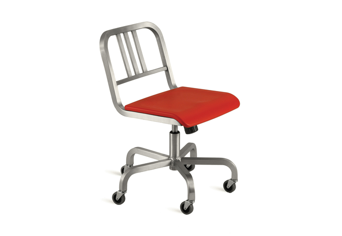 Nine 0 3 Swivel Chair 4