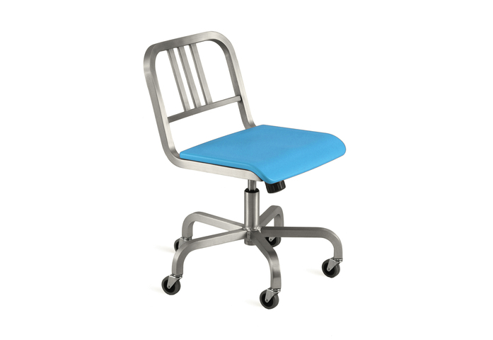 Nine 0 3 Swivel Chair 5