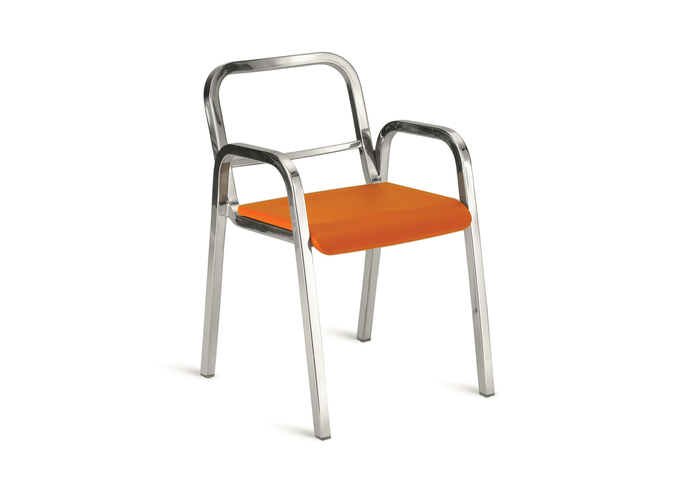 Nine 0 Oa Armchair 5