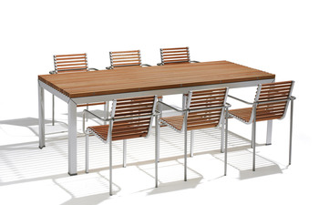 Extempore dining table