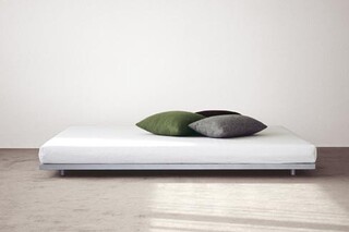 Basic Bett  von  fluidum