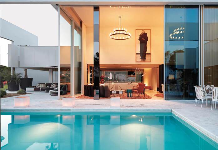 Chandelier 3