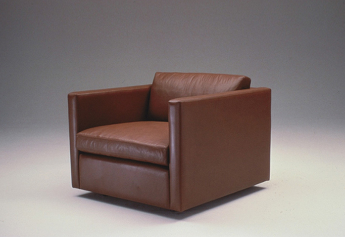 Pfister Lounge Chair 2