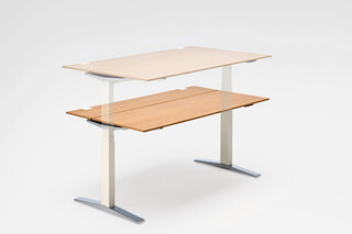 TABLE.T/A/W  by  König + Neurath