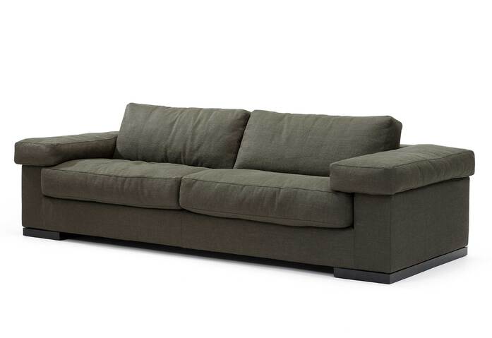 Gio Sofa 2
