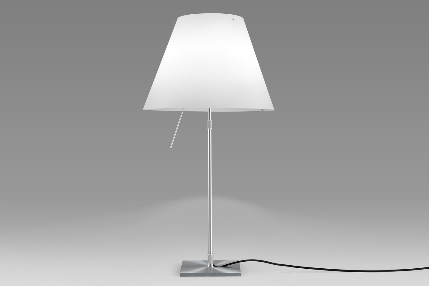 Costanza Tischleuchte