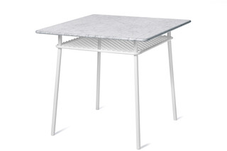 Wimbeldon table  by  Nola
