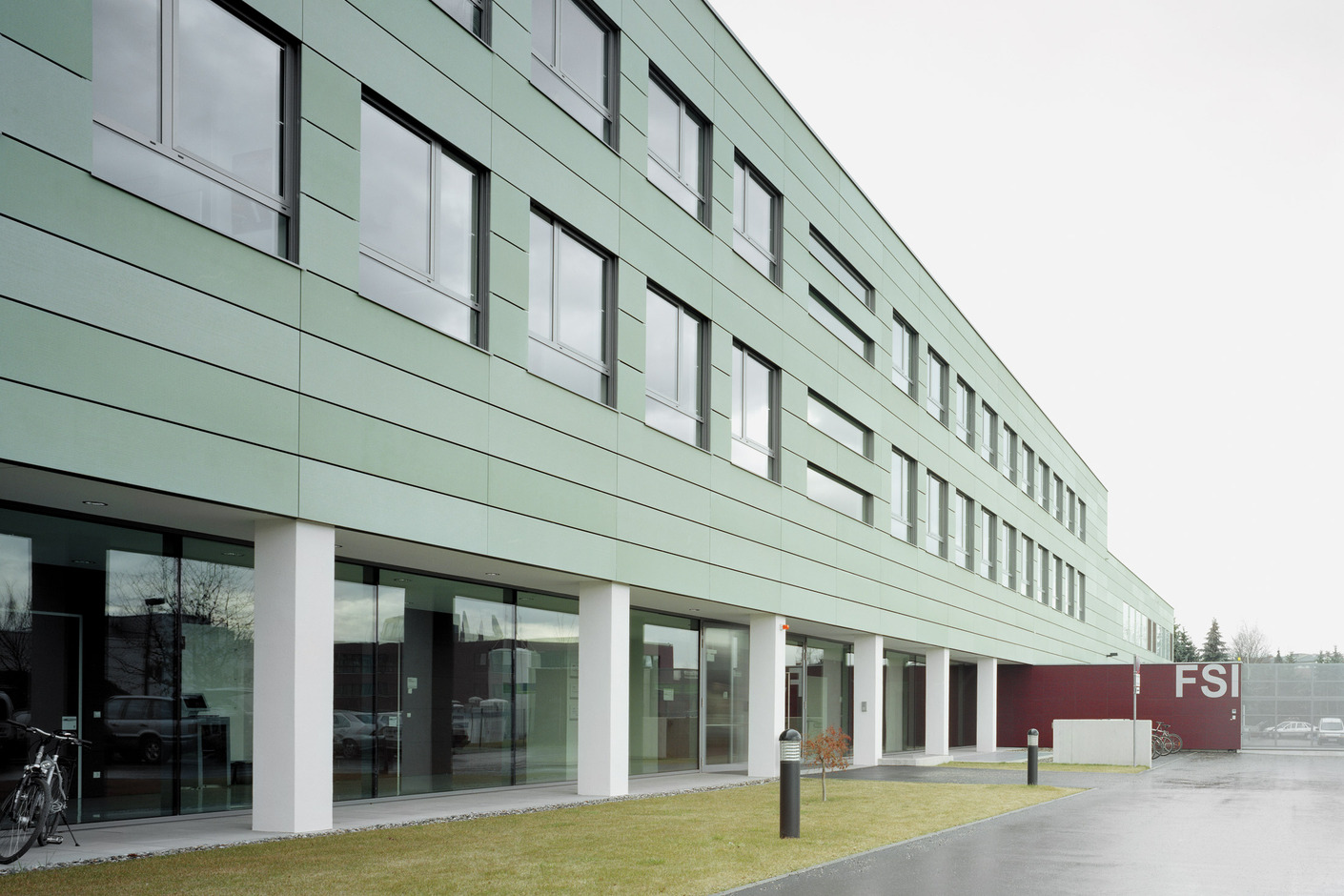 Fibrec Office Building Stuttgart Green Mixed 1