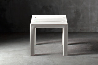 Handy Table  von  SERRALUNGA
