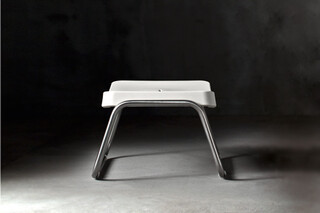 Time Out Stool  von  SERRALUNGA