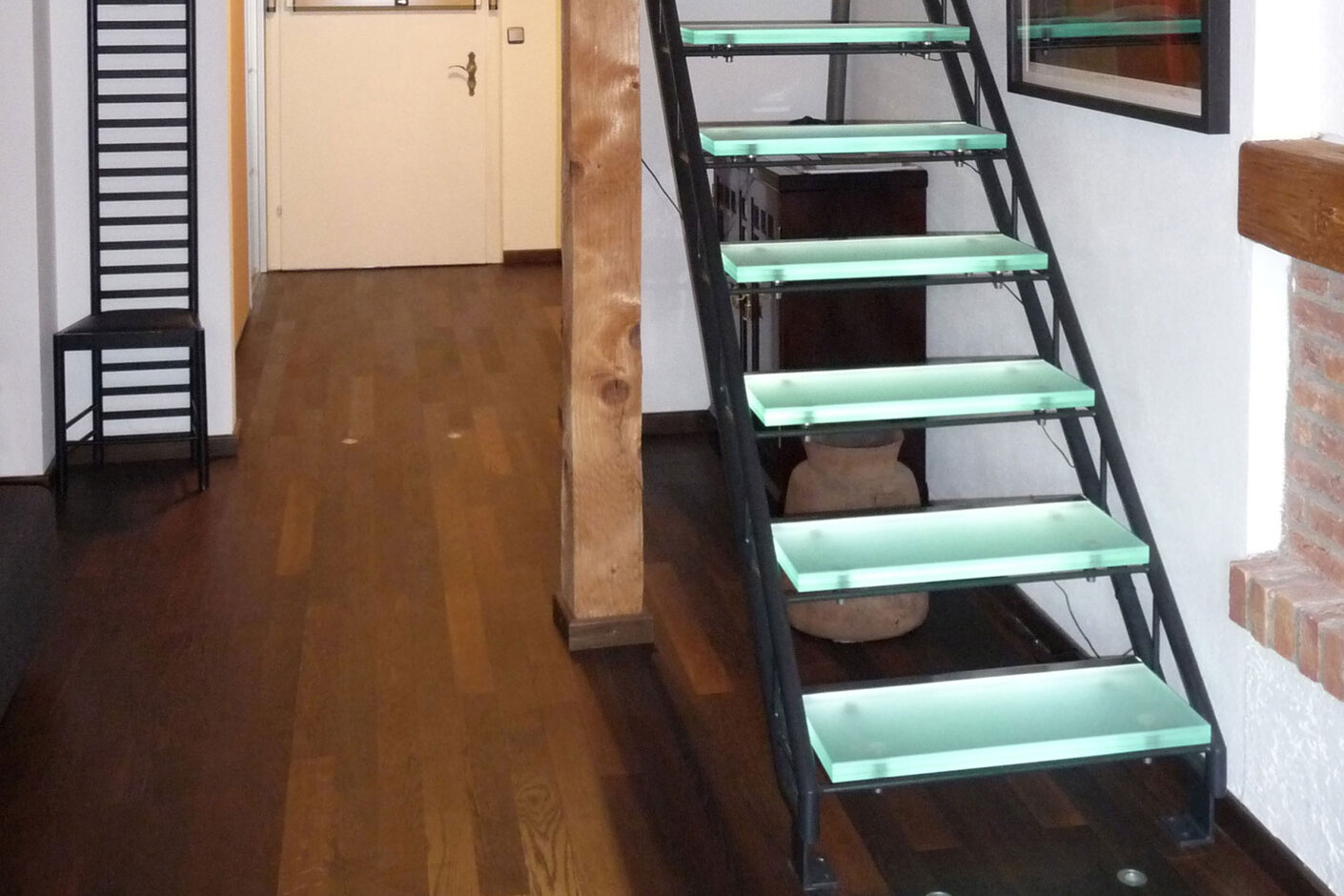 Stairs Meets Glas 5 0 1