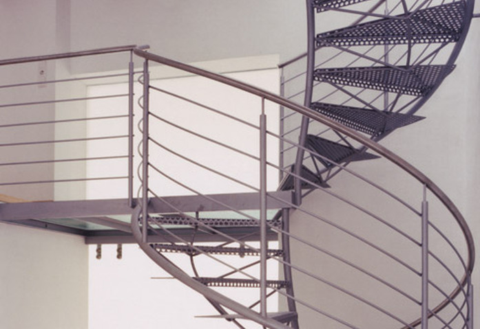 Structure 2 0 2