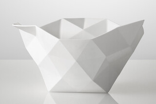 Crushed Bowl large  von  Muuto