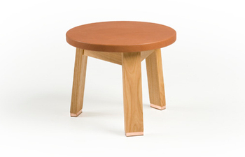 440A Hocker niedrig mit Lederbezug