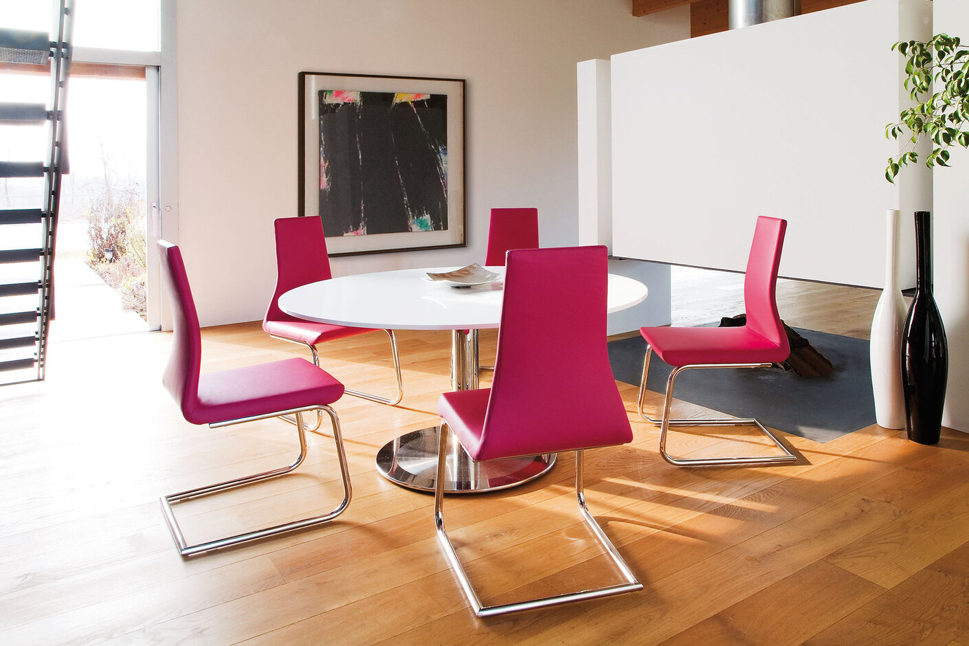 Flow Cantilever Chair 3