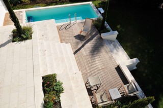 Troja Travertin Terrasse  von  TRACO Manufactur
