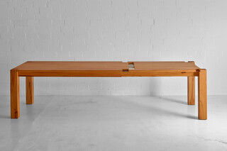 Taurus expandable table  by  vitamin design