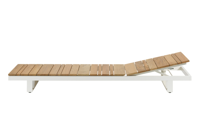 Pure Relax Sunlounger 2